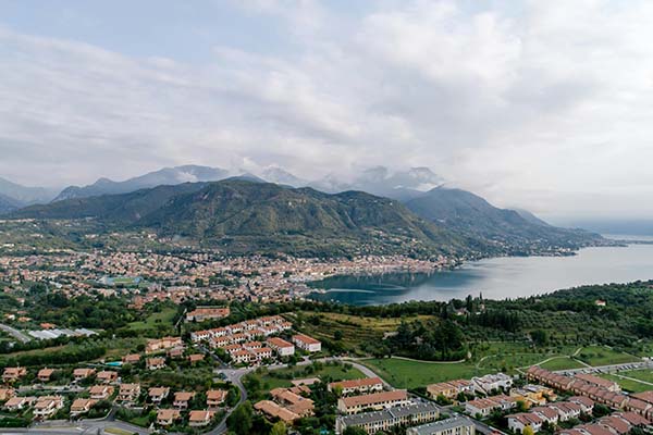 英超赛场 ｜ 阿森纳对阵阿森纳，很多人赛后还在纠结，詹姆斯身上出现变化，赛前布置开始被复盘，不少人干脆去翻完整技术统计
